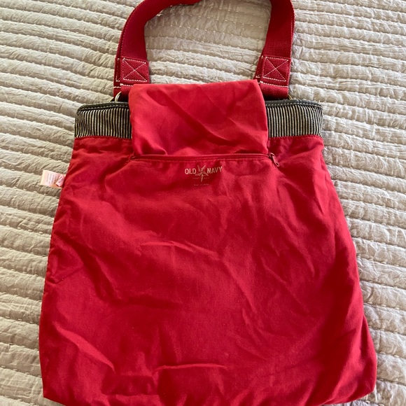 4/$16 Old Navy Shoulder Bag plus Life is Good Shoulder Bag - Picture 4 of 16
